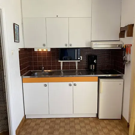 Studio Cabine 4 Pers. Cap D'agde Naturiste, Pres De La Plage, Parking, Ventilateur - Fr-1-249a-41 Apartment