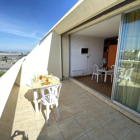 Studio Cabine 4 Pers. Cap D'agde Naturiste, Pres De La Plage, Parking, Ventilateur - Fr-1-249a-41 Apartment Agde